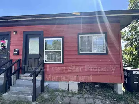 1504 Luzon St #A, Houston, TX 77009
