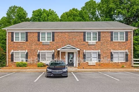 11 3, Gastonia, NC 28056