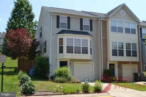 9267 Kristy Dr, Manassas Park, VA 20111