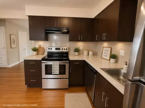12702 E Burnside St #9, Portland, OR 97233