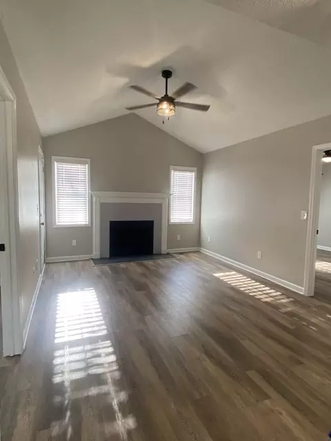 145 Viking Dr #1, Calhoun, GA 30701