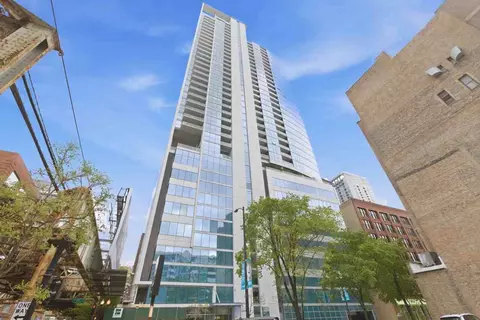 303 W Ohio St #3006, Chicago, IL 60654