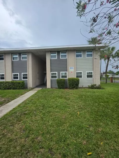 801 Sky Lake Cir #B, Orlando, FL 32809