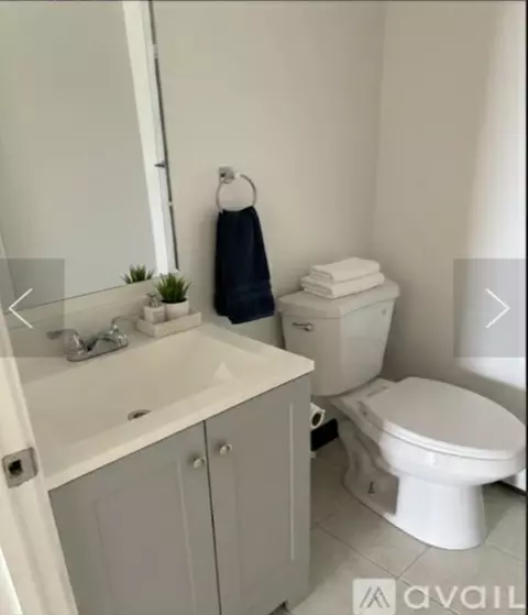 220 Derry Rd, Hudson, NH 03051