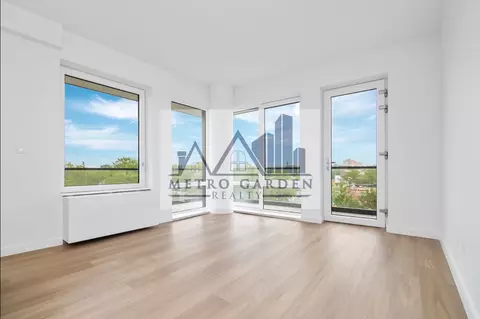 71-82 Parsons Blvd #503, Kew Gardens Hills, NY 11367