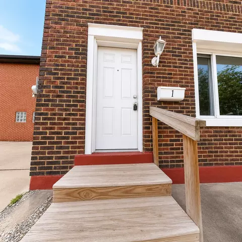2106 Broadway Ave #1, Pittsburgh, PA 15216