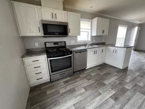 98 Arbor St #98AR, Saint Cloud, MN 56301