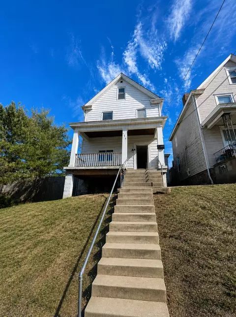 1529 Napoleon St, Pittsburgh, PA 15216