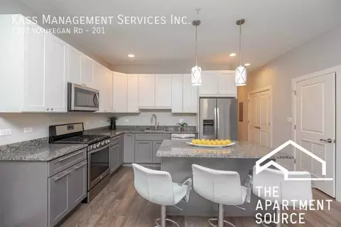 1202 Waukegan Rd #309, Glenview, IL 60025