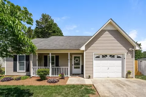 3809 Palmira Trl, Winston Salem, NC 27127
