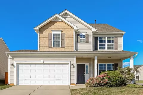 2900 Village Center Dr, Dallas, NC 28034