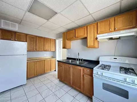 9213 S Laflin St #3A, Chicago, IL 60620