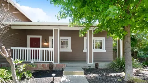 17 Caldwell Ct, Pleasant Hill, CA 94523