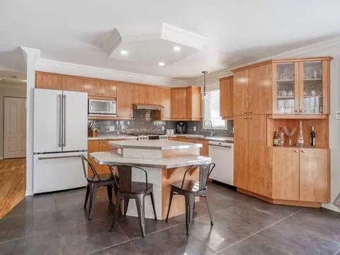 moresby st, Fort Worth, TX 76105