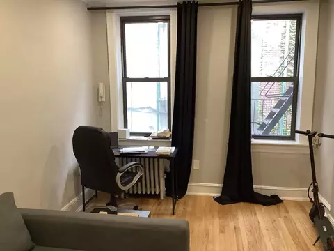 42 Mulberry St #D, New York, NY 10013