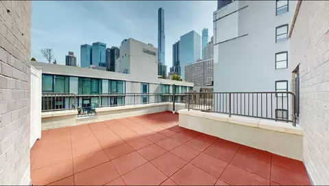 365 W 52nd St #5A, New York, NY 10019