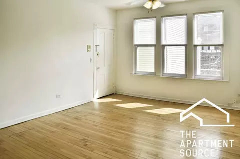2616 N Marshfield Ave #2R, Chicago, IL 60614