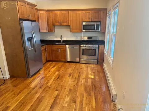91 Tremont St #1, Cambridge, MA 02139