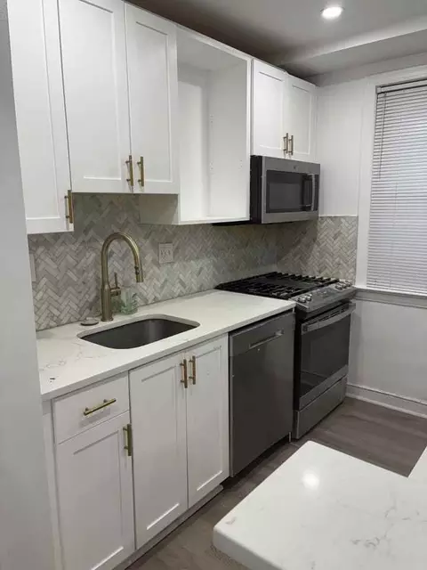 4411 1st Pl NE #8, Washington, DC 20011