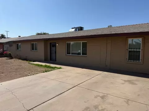 2921 W Moreland St, Phoenix, AZ 85009