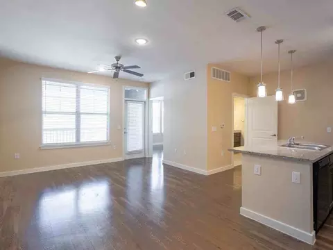 4071 Schurmier Rd #SLC2, Houston, TX 77047