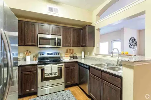 13709 Travis Heights Ln #CPCR, Houston, TX 77059