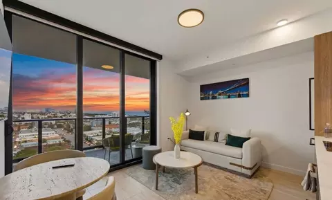 7144 Byron Ave #1332432P, Miami Beach, FL 33141