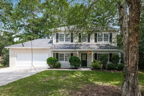 1325 Burning Bush Dr, Loganville, GA 30052