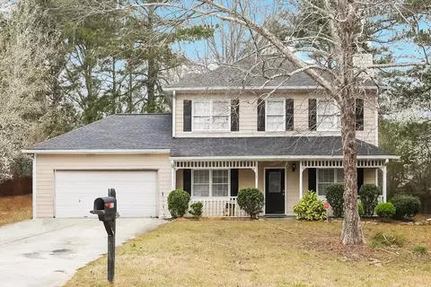1325 Burning Bush Dr, Loganville, GA 30052