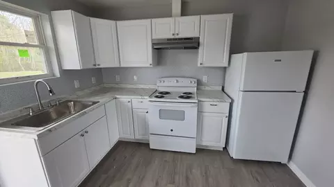 567 Franklin Rd, Pontiac, MI 48341
