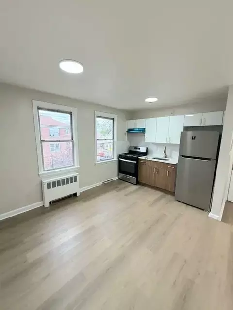 36 Irving St #9, Newark, NJ 07104