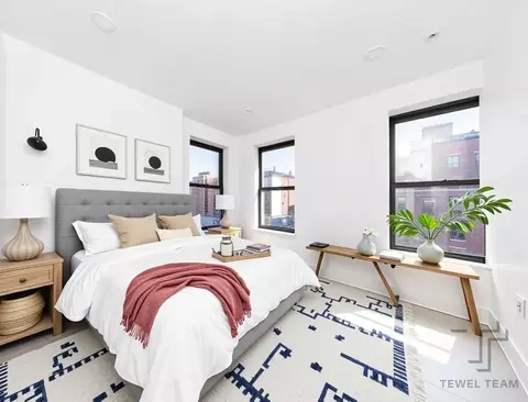 113 1st Ave #5A, New York, NY 10003