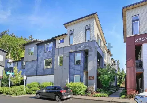 23627 5th Ave SE #C, Bothell, WA 98021
