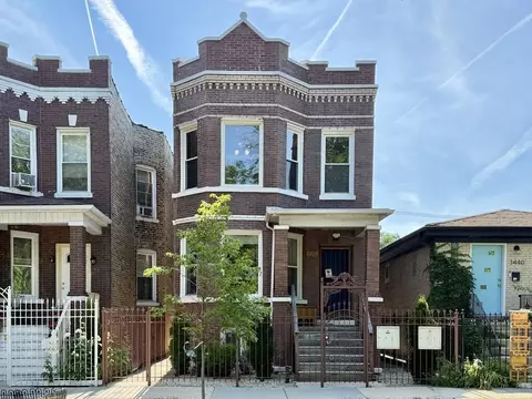1438 N Central Park Ave #2, Chicago, IL 60651