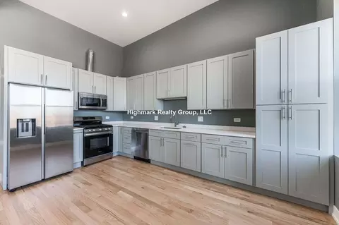 2620 N Milwaukee Ave #3A, Chicago, IL 60647