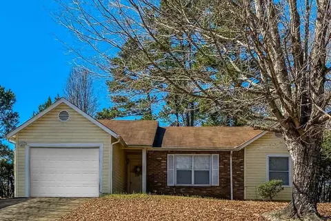 10357 Briarbay Dr, Jonesboro, GA 30238