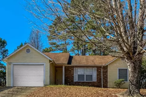 10357 Briarbay Dr, Jonesboro, GA 30238