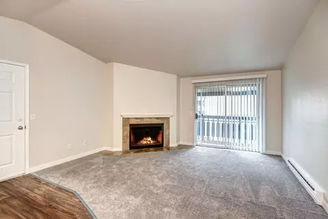 14901 SE 272nd St, Kent, WA 98042