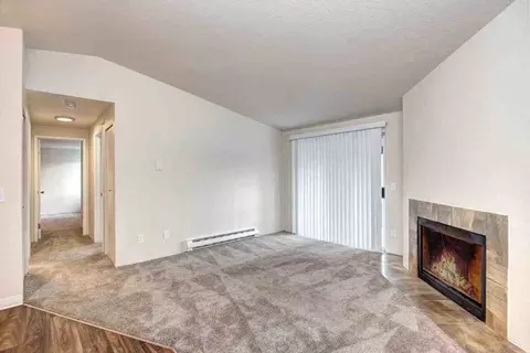 14901 SE 272nd St, Kent, WA 98042
