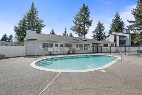 14901 SE 272nd St, Kent, WA 98042