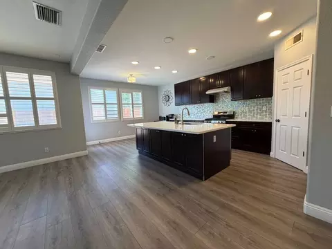 5418 Halas Ct, Elk Grove, CA 95757