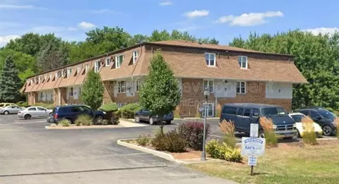 316 N Warwick Ave #GB, Westmont, IL 60559