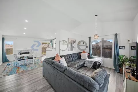 2525 Cold Creek Ave, Rosamond, CA 93560