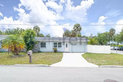 1213 15th St W, Palmetto, FL 34221