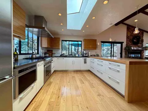 4221 Hill St, San Diego, CA 92107