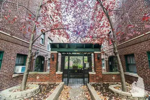 630 W Arlington Pl #638-55G, Chicago, IL 60614