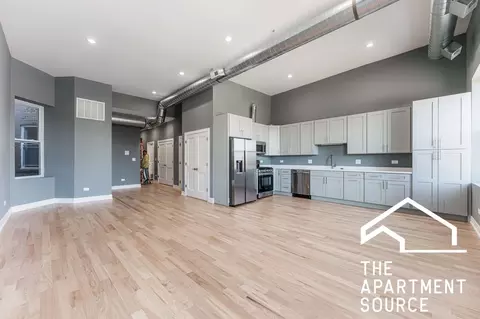 2620 N Milwaukee Ave #3, Chicago, IL 60647