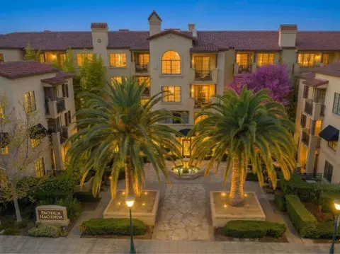 633 Elm St #2009, San Carlos, CA 94070