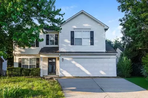 1049 Meadowbrook Ln SW, Concord, NC 28027
