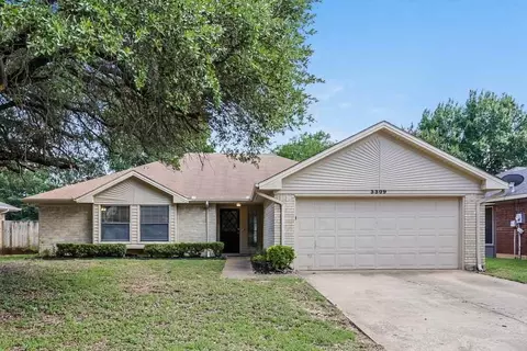 3309 Creekwood Ln, Fort Worth, TX 76123